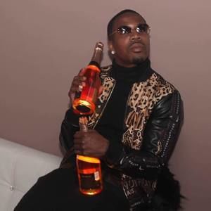 Meet your Posher, Aaron